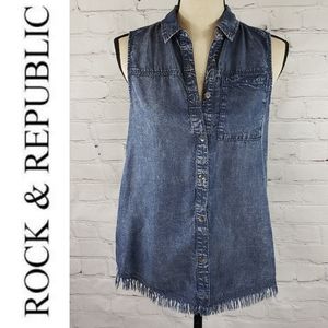Rock & Republic Sleeveless Button Up Top SZ S